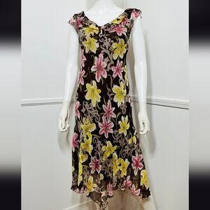 EUC Carrie Bradshaw Style Whimsical 90s 100% silk Beaded Floral Print Midi Dress